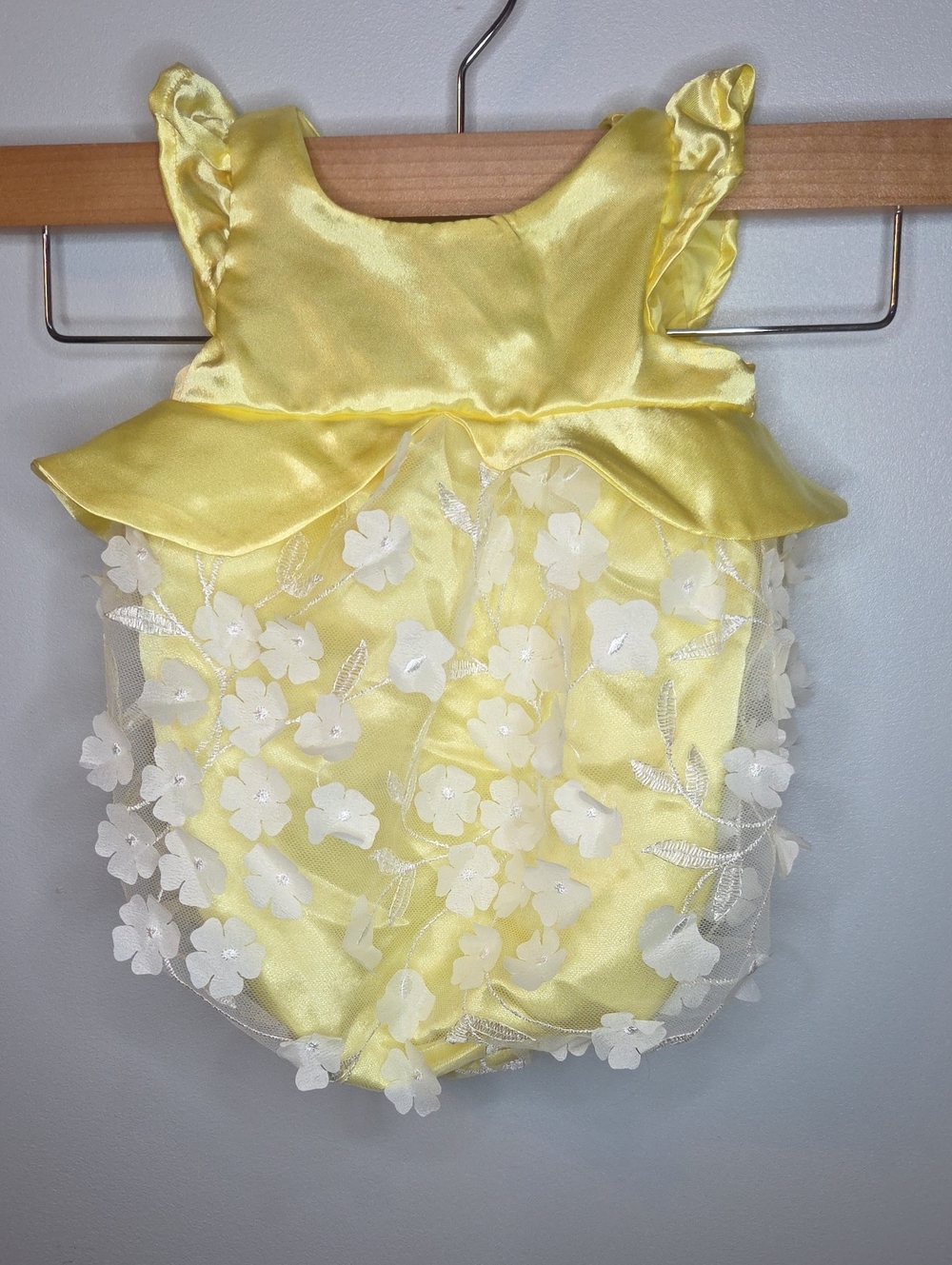 Nannette Yellow Floral Tulle Infant Bubble Romper Size 3-6 M